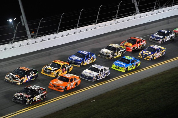 NASCAR, 2012 Daytona 500, Restart NASCAR, 2012 Daytona 500, Restart