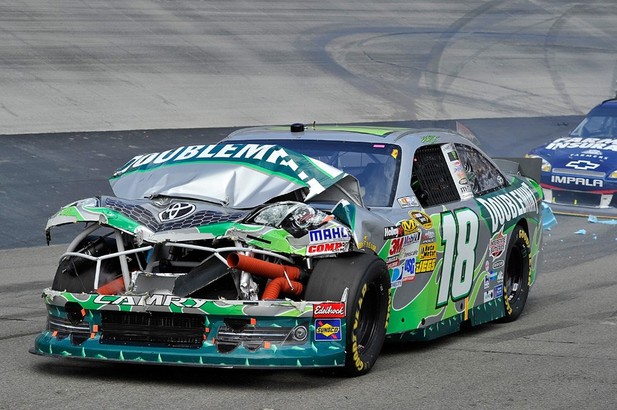 NASCAR, 2012 Food City 500, результаты борьбы :) NASCAR, 2012 Food City 500, результаты борьбы :)