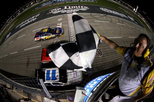 NASCAR, 2012 Samsung Mobile 500, Грег Биффл на финише
