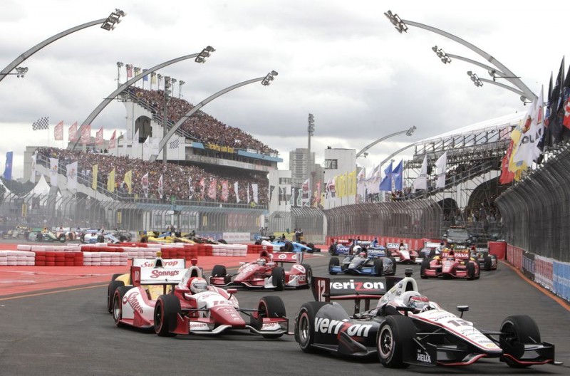 IndyCar, 2012 São Paulo Indy 300, Перый поворот IndyCar, 2012 São Paulo Indy 300, Перый поворот