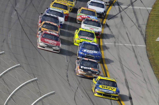 NASCAR, 2012 Aaron's 499, Внешняя сторона не прикатана NASCAR, 2012 Aaron's 499, Внешняя сторона не прикатана