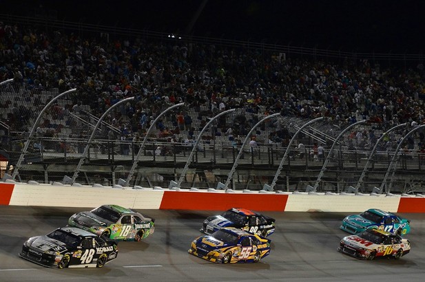 NASCAR, 2012 Bojangles' Southern 500, Последний рестарт NASCAR, 2012 Bojangles' Southern 500, Последний рестарт