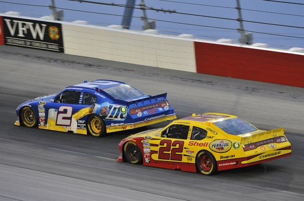 NASCAR, 2012 Bojangles' Southern 500, Брэд Кеселовски, Эй Джей Аллмендингер NASCAR, 2012 Bojangles' Southern 500, Брэд Кеселовски, Эй Джей Аллмендингер