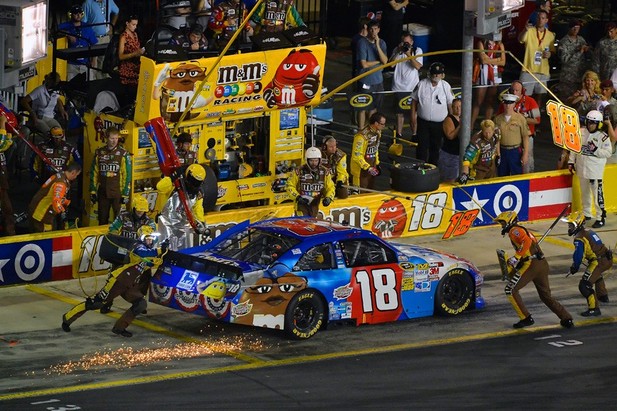 NASCAR, 2012 Coca-Cola 600, Кайл Буш, Пит-стоп NASCAR, 2012 Coca-Cola 600, Кайл Буш, Пит-стоп