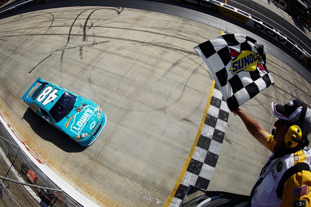 NASCAR, 2012 FedEx 400, Джимми Джонсон, Финиш NASCAR, 2012 FedEx 400, Джимми Джонсон, Финиш