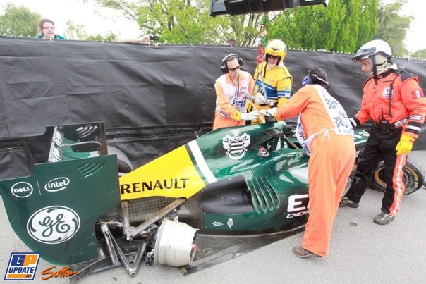 Formula-1, Гран При Канады 2012, Болид Ковалайнена, после стены:) Formula-1, Гран При Канады 2012, Болид Ковалайнена, после стены:)