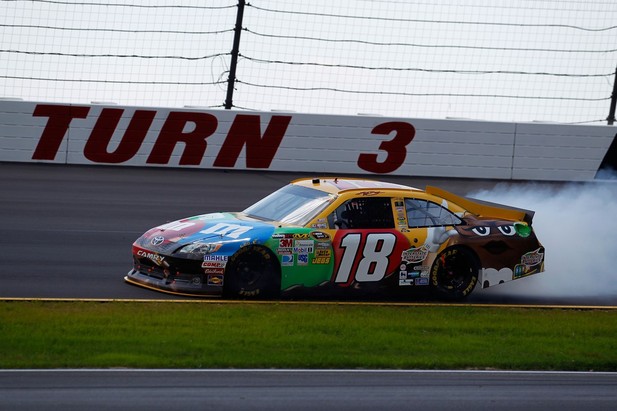 NASCAR, 2012 Pocono 400, Кайл Буш, Сход NASCAR, 2012 Pocono 400, Кайл Буш, Сход
