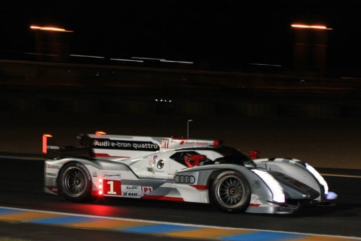 24 часа Ле Мана, Andre Lotterer, Audi R18 E-Tron Quattro 24 часа Ле Мана, Andre Lotterer, Audi R18 E-Tron Quattro