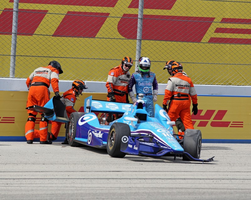 Сход Дарио Франкитти в 2012 Milwaukee IndyFest