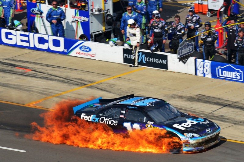 2012 Quicken Loans 400, Дэнни Хэмлин в огне