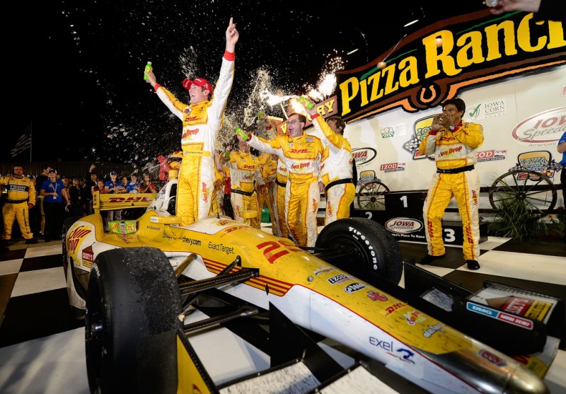 2012 Iowa Corn Indy 250 — победитель гонки Райан Хантер-Рей