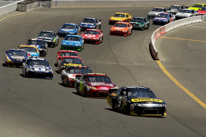 NASCAR, 2012 Toyota/Save Mart 350, Старт гонки