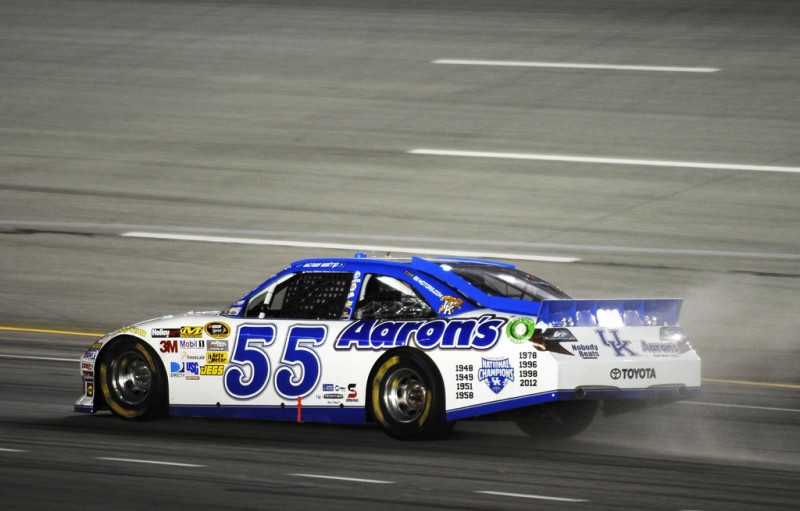 NASCAR, 2012 Quaker State 400, Майкл Уолтрип