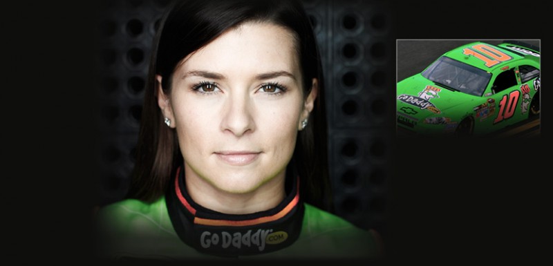 #10 danica patrick 2012 cup