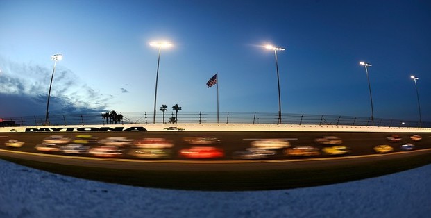 621x38-Cup2012-Daytona2-oilpiceve