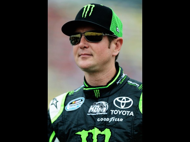 613x459-34-51-BROOKLYN 2012 Kurt Busch - Toyota NationWide
