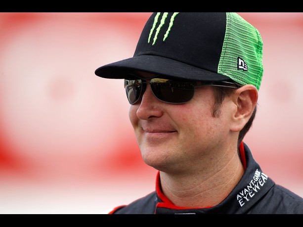 613x45928-51-SONOMA Kurt Busch