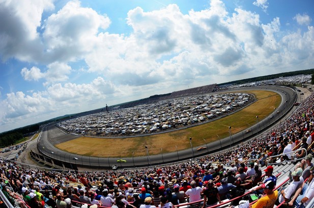 Quicken Loans 400 15 sky