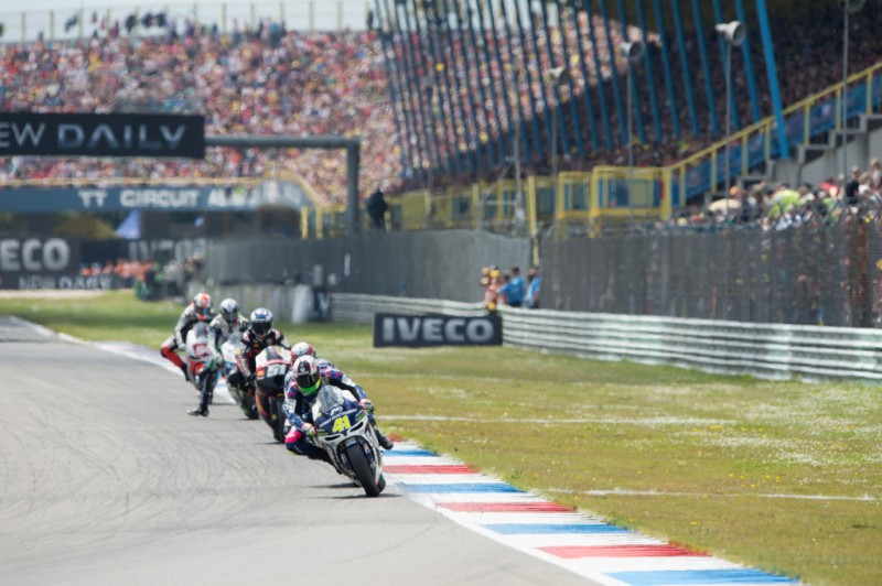 MotoGP, 2012 Iveco TT Assen, Aleix Espargaro leading group of riders.