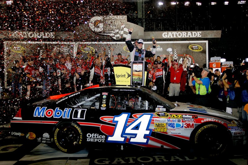 NASCAR, 2012 Coke Zero 400 Powered by Coca-Cola, Tony Stewart celebrating another Daytona-based victory