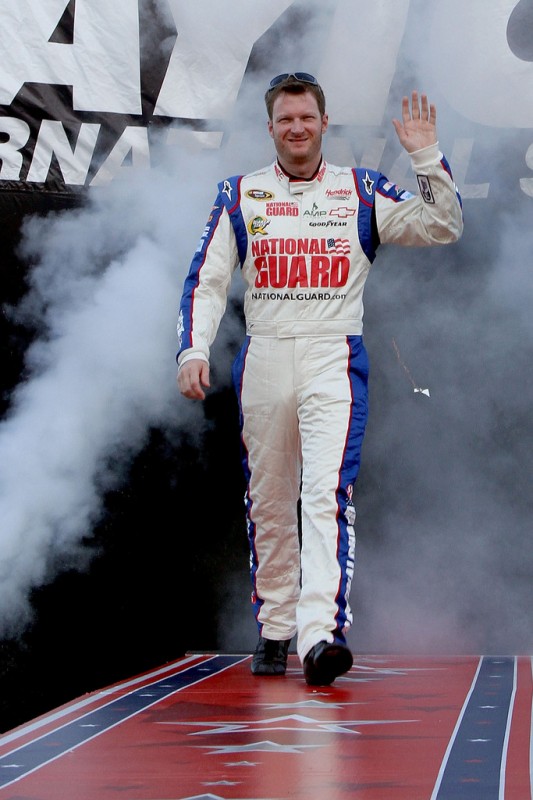 NASCAR, 2012 Coke Zero 400 Powered by Coca-Cola, Dale Earnhardt Junior before race start.