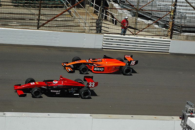 Indy Lites 2008 33-inside Cunningham - Battistini  outside
