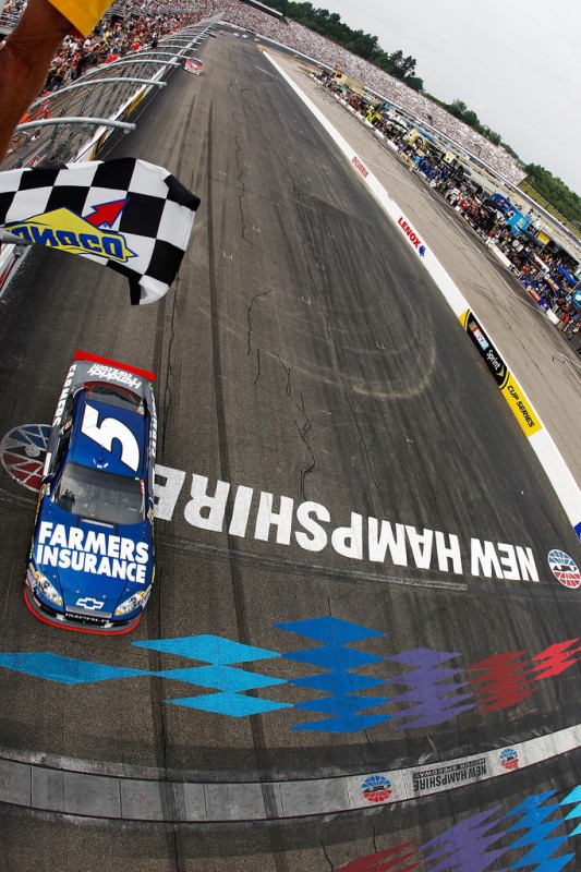 NASCAR, 2012 Lenox Industrial Tools 301, Кейси Кейн на финише