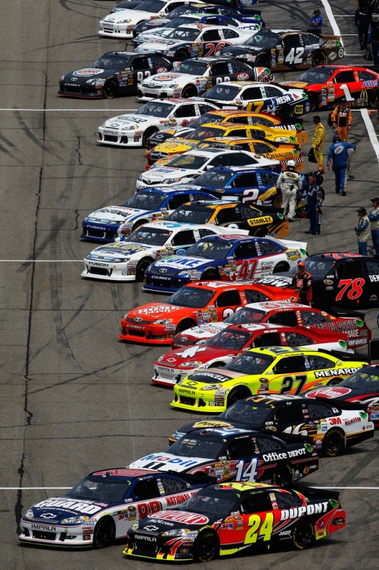NASCAR, 2012 Lenox Industrial Tools 301, Перед стартом