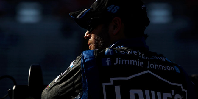 Johnson, Keselowski wage subtle title fight - Jimmie Johnson watches qualifying at Texas, no doubt keeping an eye on one car in particular.
