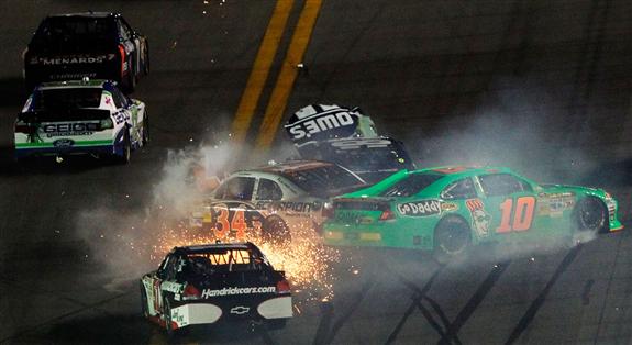 2012 Season in Review: Jimmie Johnson's first race of the 2012 ended with a crash on lap 2 that involved David Ragan (#34) and Danica Patrick (#10). 