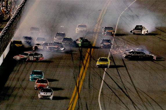 Tony Stewart was among a small group of cars who avoided a huge last-lap incident in the 
