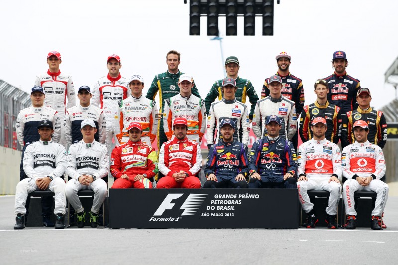 2013 Formula One Season Group Photo