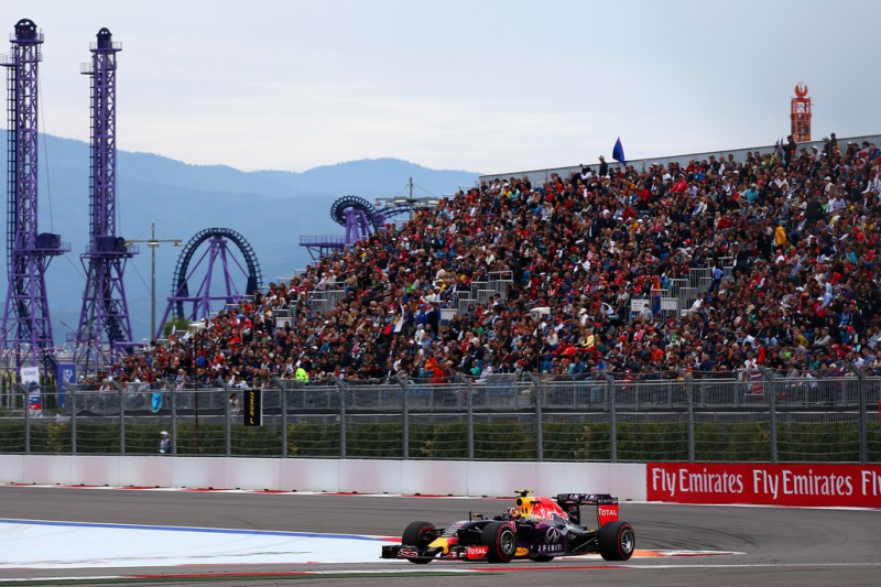 Daniil Kvyat of Russia and Infiniti Red Bull Racing drives during the Formula One Grand Prix of Russia at Sochi Autodrom on October 11, 2015 in Sochi, Russia. Daniil Kvyat of Russia and Infiniti Red Bull Racing drives during the Formula One Grand Prix of Russia at Sochi Autodrom on October 11, 2015 in Sochi, Russia.