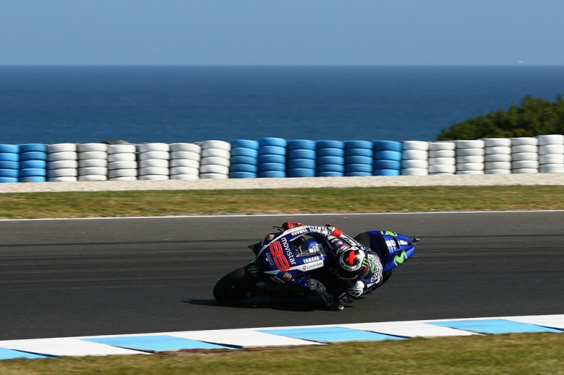 Jorge Lorenzo of Spain and Movistar Yamaha MotoGP rides during the 2015 MotoGP of Australia at Phillip Island Grand Prix Circuit on October 18, 2015 in Phillip Island, Australia. Jorge Lorenzo of Spain and Movistar Yamaha MotoGP rides during the 2015 MotoGP of Australia at Phillip Island Grand Prix Circuit on October 18, 2015 in Phillip Island, Australia.