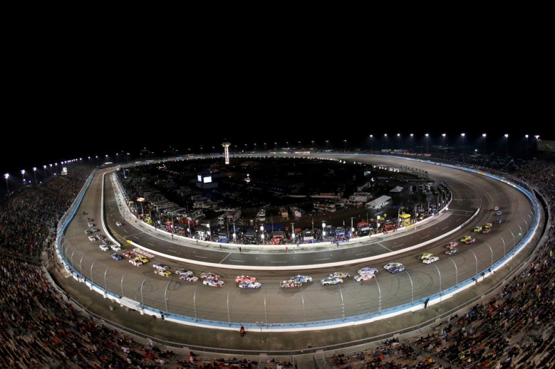 A view of race action during the NASCAR Sprint Cup Series Quicken Loans Race for Heroes 500 at Phoenix International Raceway on November 15, 2015 in Avondale, Arizona. A view of race action during the NASCAR Sprint Cup Series Quicken Loans Race for Heroes 500 at Phoenix International Raceway on November 15, 2015 in Avondale, Arizona.