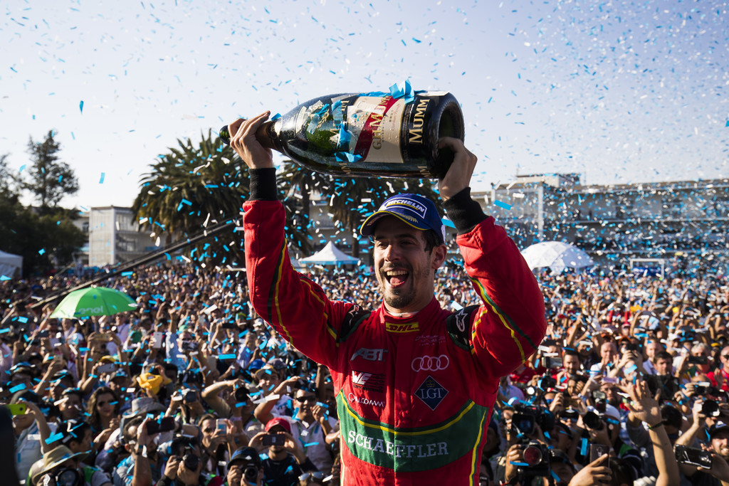 Lucas di Grassi, winner. Lucas di Grassi, winner.