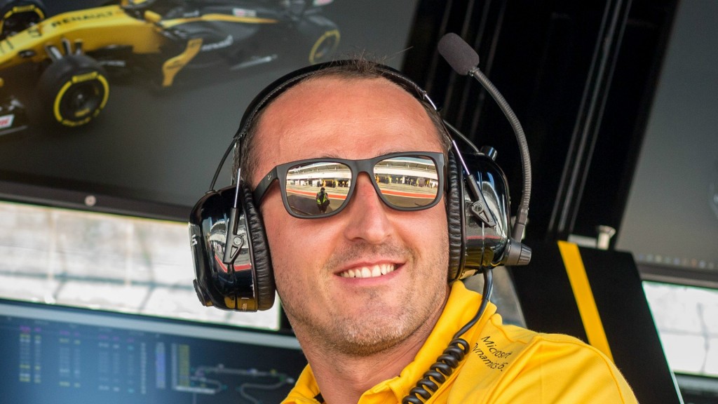 Robert Kubica during Renault F1 testing day. Robert Kubica during Renault F1 testing day.
